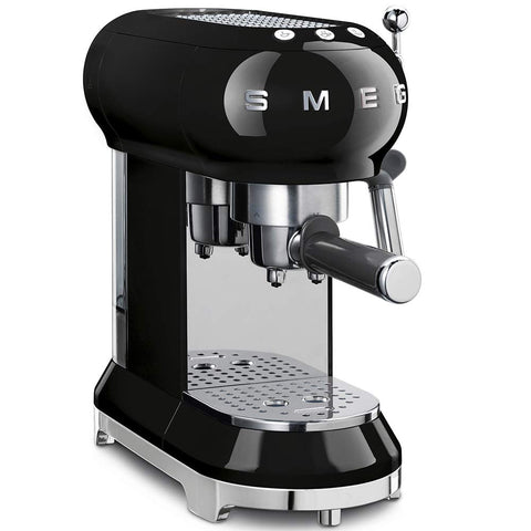 Smeg Espresso ve Cappuccino Makinesi